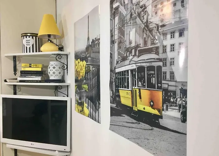 Tesla Absolute Center Heart Of The * Sarajevo